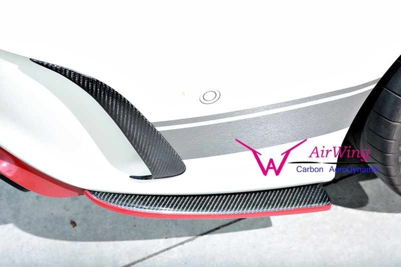 W117 - Future Design carbon Rear Vent Trim 04